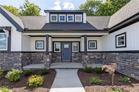 146 Breton Dr, Lexington, OH 44904