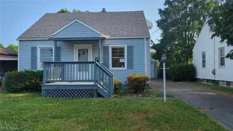 1117 Lindsay Ave, Akron, OH 44306