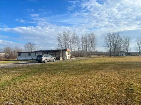 5530 Scribner Rd, Pierpont, OH 44082 photo 1