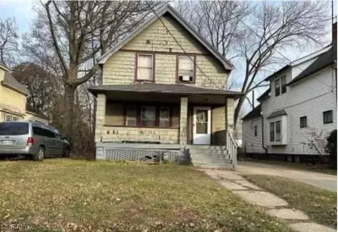 387 E 152nd St, Cleveland, OH 44110