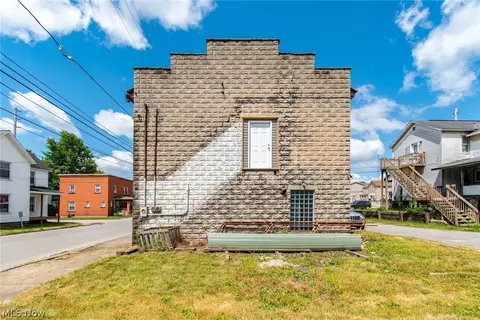 128 N Sumner St, East Palestine, OH 44413