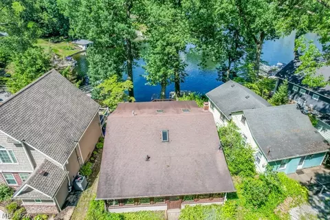3797 Bay Path Dr, Akron, OH 44319 photo 2