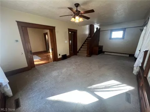 407 E 11th St, Dover, OH 44622 photo 8