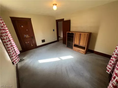 407 E 11th St, Dover, OH 44622 photo 21
