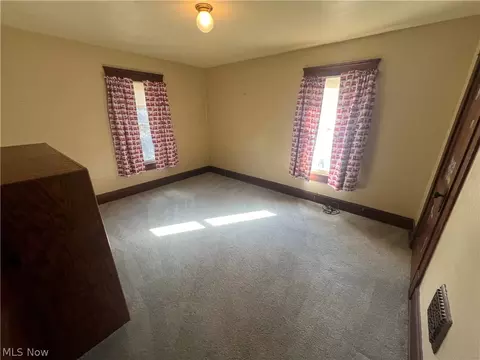 407 E 11th St, Dover, OH 44622 photo 22