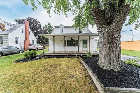 41820 Lawrence Ct, Elyria, OH 44035