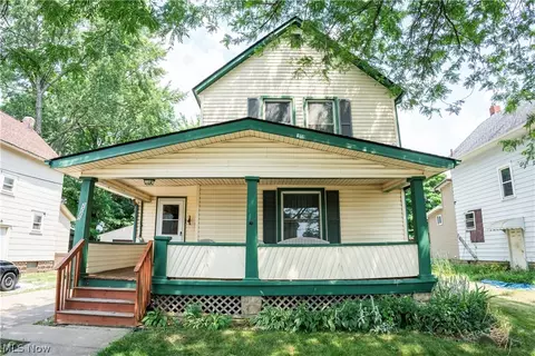 2225 10th St SW, Akron, OH 44314