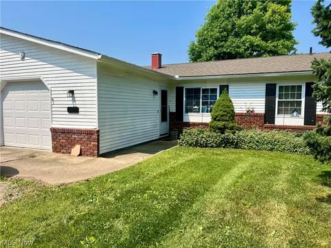 10071 Hazelton Rd, Streetsboro, OH 44241