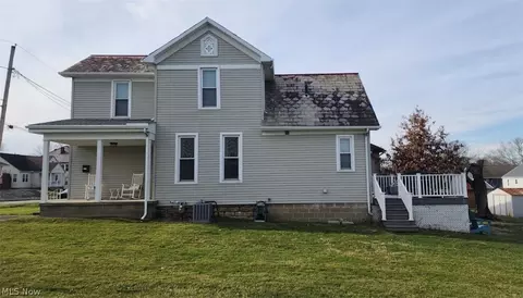 711 Brown St, Zanesville, OH 43701