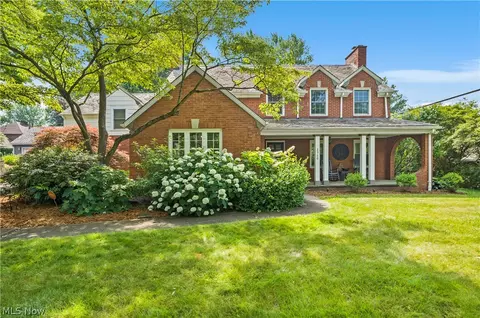 2960 Midvale Rd NW, Canton, OH 44718