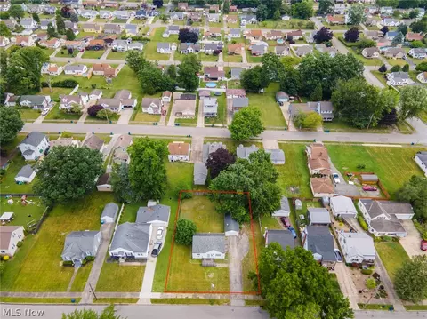 View/Area - 151 Omar St, Struthers, OH 44471 photo 4 of 6