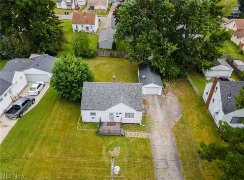 View/Area - 151 Omar St, Struthers, OH 44471 photo 2 of 6