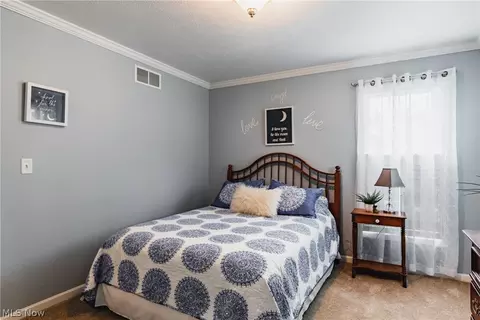 Bedroom - 104 Baker Trl, Vincent, OH 45784 photo 7 of 8