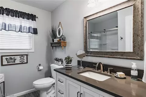 Bath - 104 Baker Trl, Vincent, OH 45784 photo 3 of 8