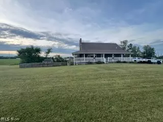 26470 Georgetown Rd, Homeworth, OH 44634