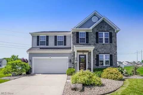 4426 Chevron Cir SW, Massillon, OH 44646