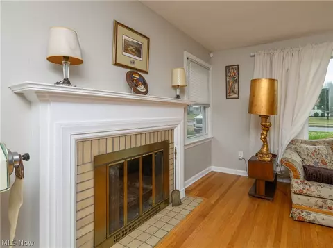 Living - 145 Valleyview Ave NW, Canton, OH 44708 photo 3 of 3