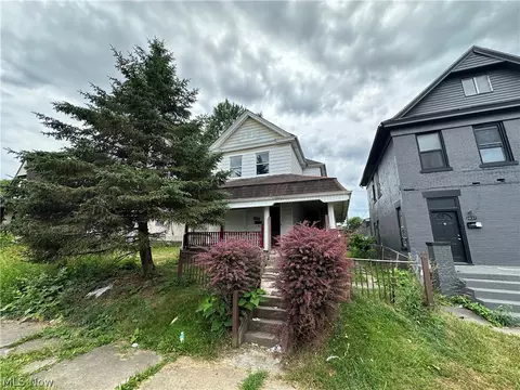 1426 Pennsylvania Ave, Steubenville, OH 43952