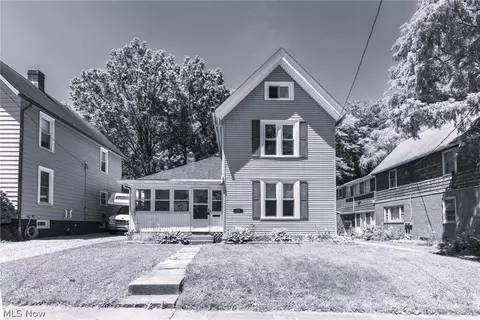 459 Woodland Ave, Salem, OH 44460