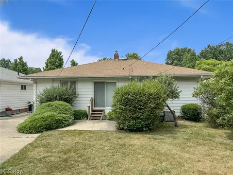 Exterior - 26432 Aaron Dr, Euclid, OH 44132 photo 2 of 4