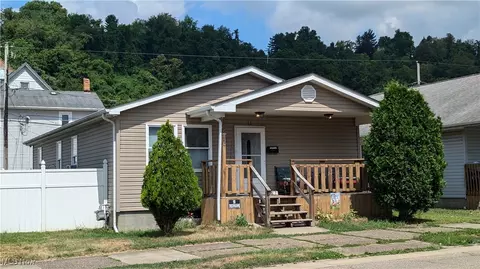 4215 Noble St, Bellaire, OH 43906