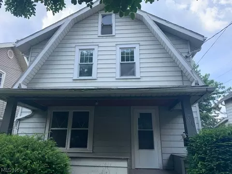 2514 30th St SW, Akron, OH 44314