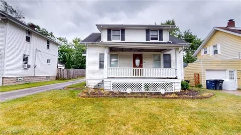 5156 Haverford Dr, Lyndhurst, OH 44124