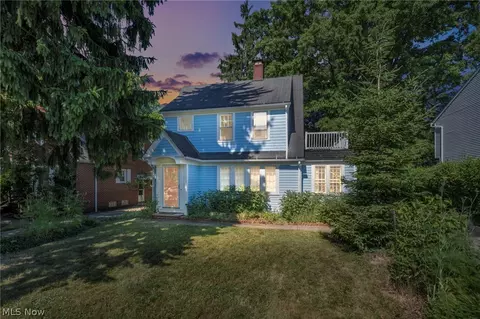 2074 E 224th St, Euclid, OH 44117