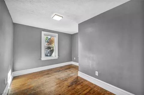 Bedroom - 1617 Hampton Rd, Akron, OH 44305 photo 1 of 6