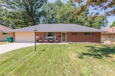492 Harris Rd, Richmond Heights, OH 44143