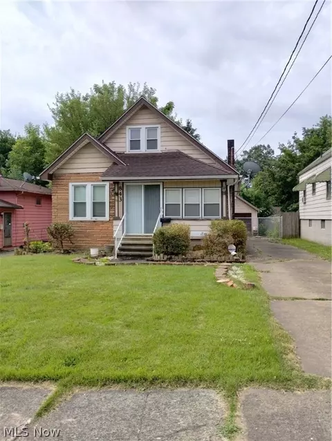 843 Pasadena Ave, Youngstown, OH 44502