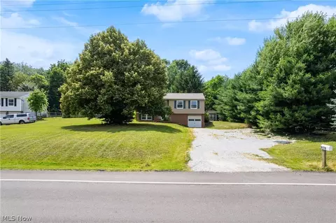 6176 S Cleveland Massillon Rd, Clinton, OH 44216