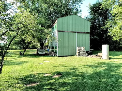 Exterior - 1425 Eastern Rd, Rittman, OH 44270 photo 5 of 10