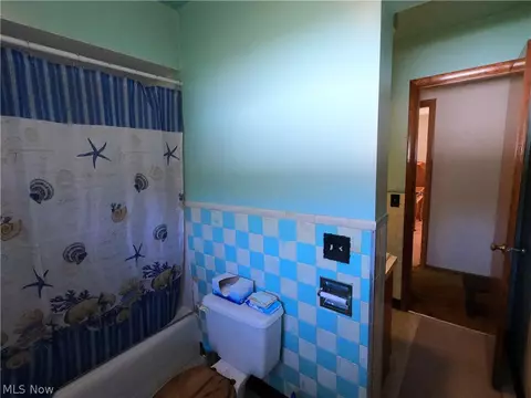Bath - 1425 Eastern Rd, Rittman, OH 44270 photo 1 of 1