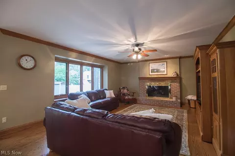 635 Lloyd Rd, Wickliffe, OH 44092 photo 15