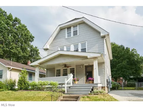 448 Grove Ave, Cuyahoga Falls, OH 44221
