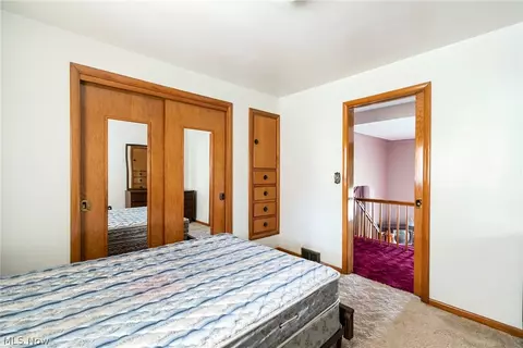 550 Edison St, Struthers, OH 44471 photo 11