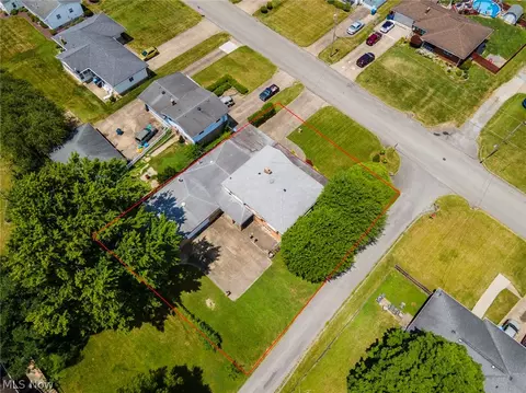 550 Edison St, Struthers, OH 44471 photo 22