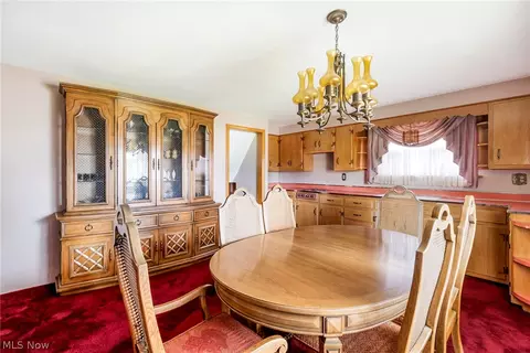 550 Edison St, Struthers, OH 44471 photo 5