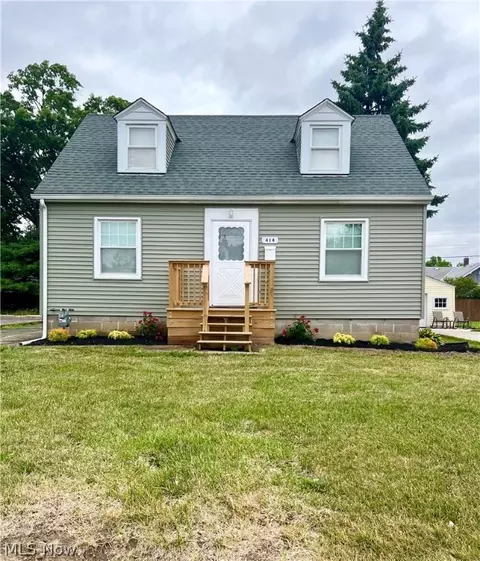 414 Ohio St, Elyria, OH 44035