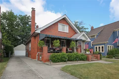 1500 Saint Charles Ave, Lakewood, OH 44107