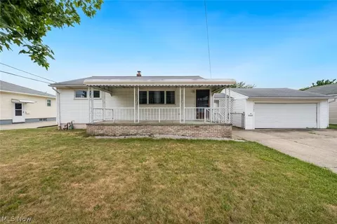 15389 Rademaker Dr, Brook Park, OH 44142