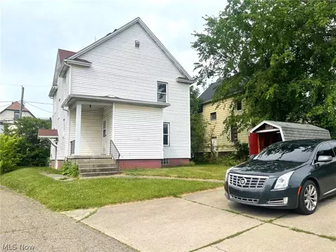 1736 3rd St NE, Canton, OH 44704 photo 13