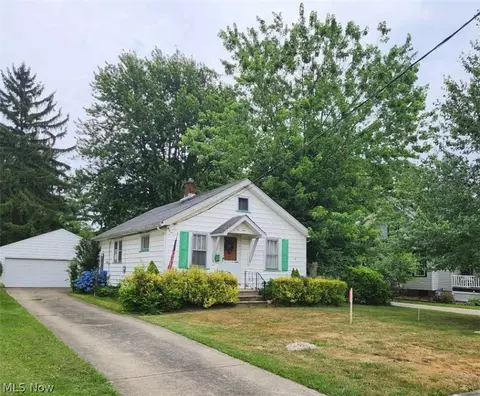 112 Franklin St, Berea, OH 44017