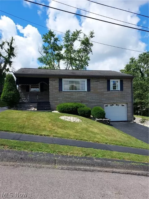 400 Helen St, Weirton, WV 26062