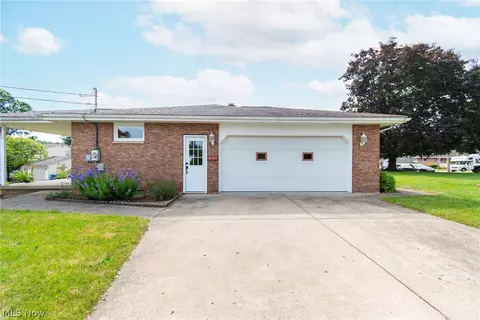 154 Rocky Ledge Dr, Struthers, OH 44471 photo 27