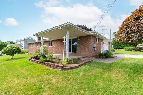 154 Rocky Ledge Dr, Struthers, OH 44471 photo 25