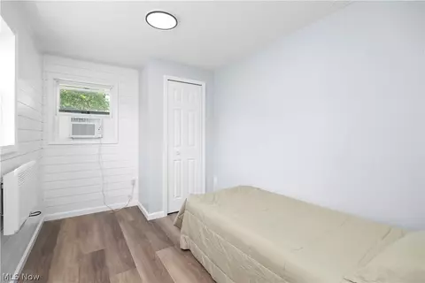 Bedroom - 692 Abbe Rd N, Elyria, OH 44035 photo 4 of 5