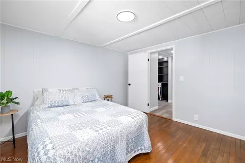 Bedroom - 692 Abbe Rd N, Elyria, OH 44035 photo 2 of 5