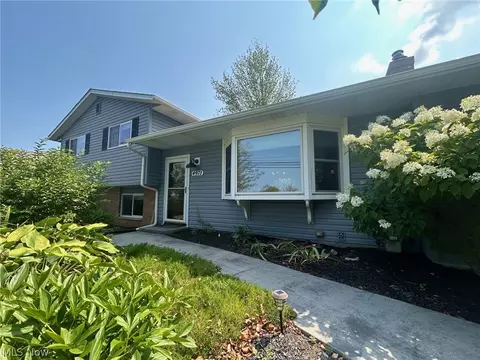 4971 Shankland Rd, Willoughby, OH 44094